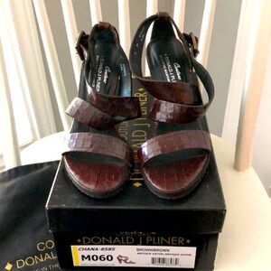 Donald Pliner Couture Shoes Heels Sandals Antique Gator Brown SZ 6